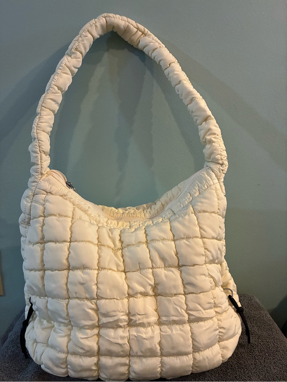Amazon Quilted Puffer Hobo Bag in Cream
